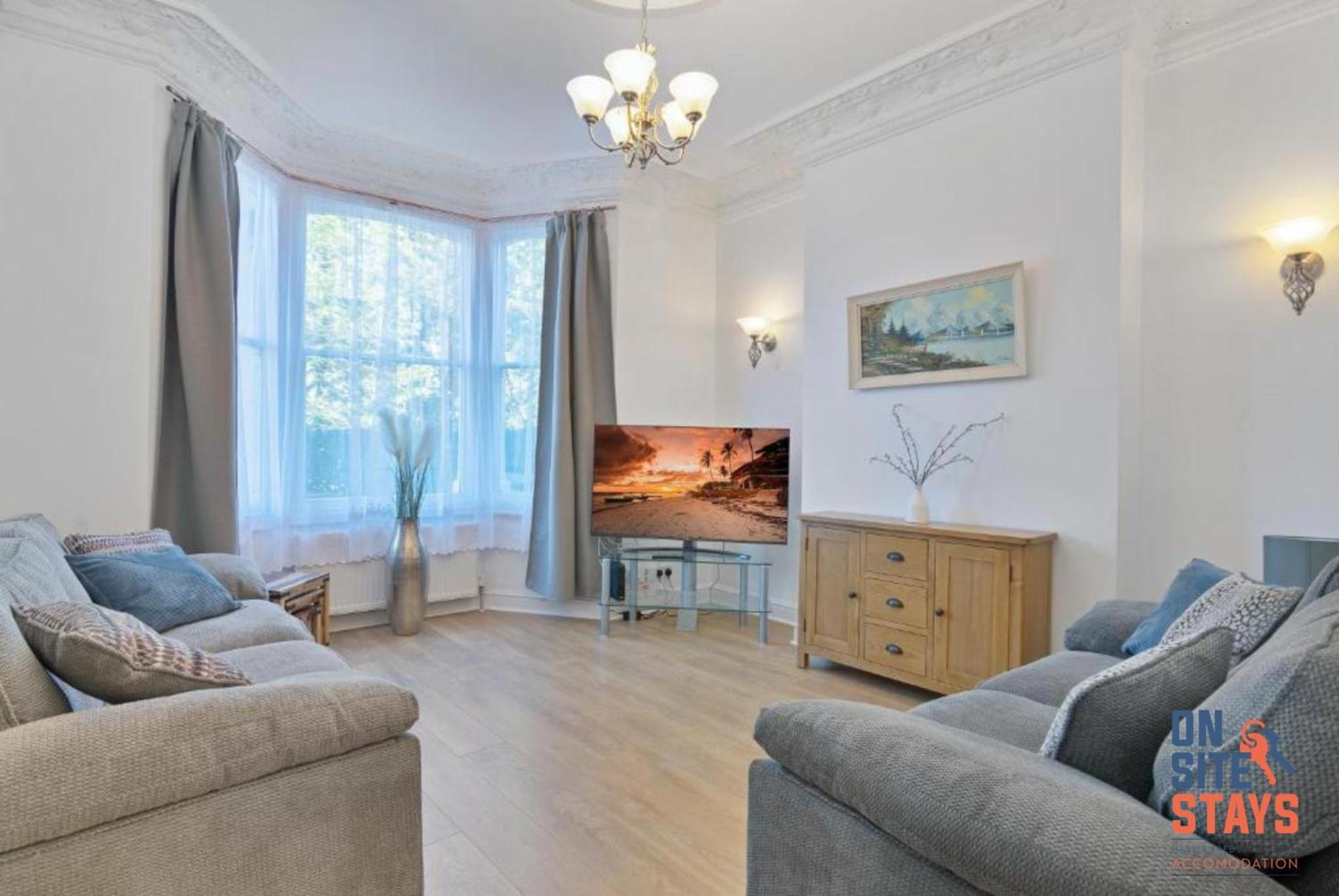 Onsitestays - Tranquil 2 Bedroom Apartment With Large Kitchen, Private Garden Near Wimbledon Station London Exterior foto