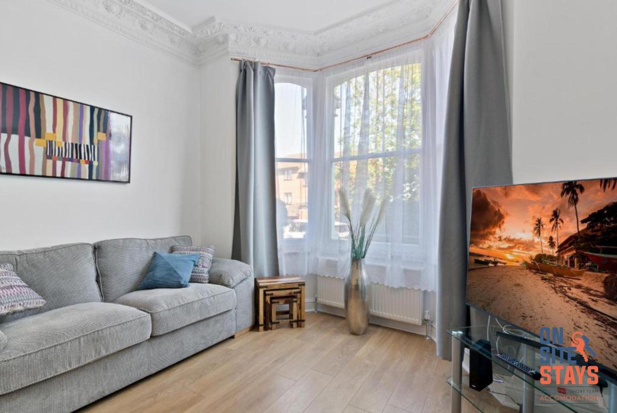 Onsitestays - Tranquil 2 Bedroom Apartment With Large Kitchen, Private Garden Near Wimbledon Station London Exterior foto